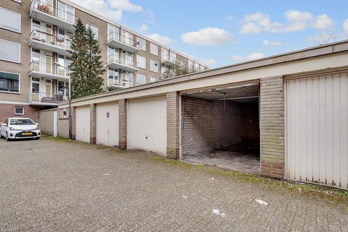 Garageboxen te huur op de Van Vollenhovelaan 68 te Utrecht