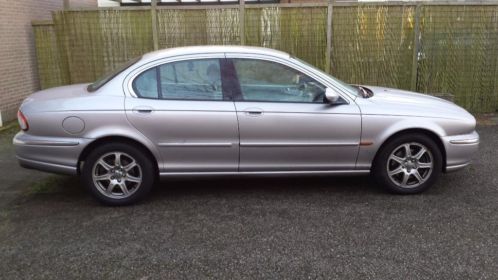 gebruikte Jaguar x type onderdelen 2002 2.5 v6 , plaatwerk