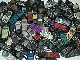 Gebruikte mobieltjes (250) stuks 1 koop.