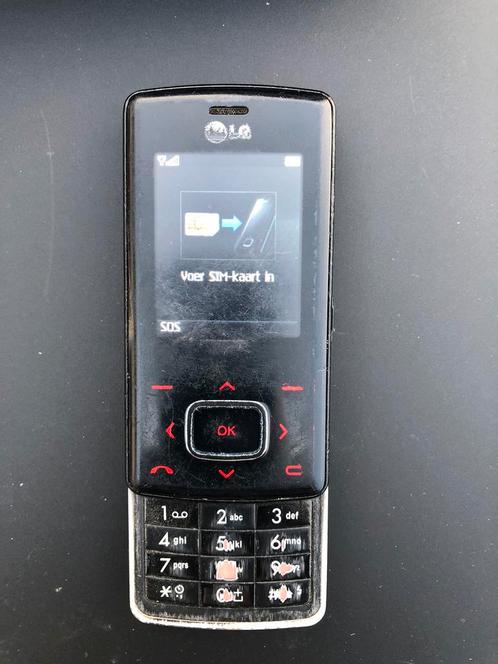 Gebruikte nog werkende LG mobiele telefoon KG 800