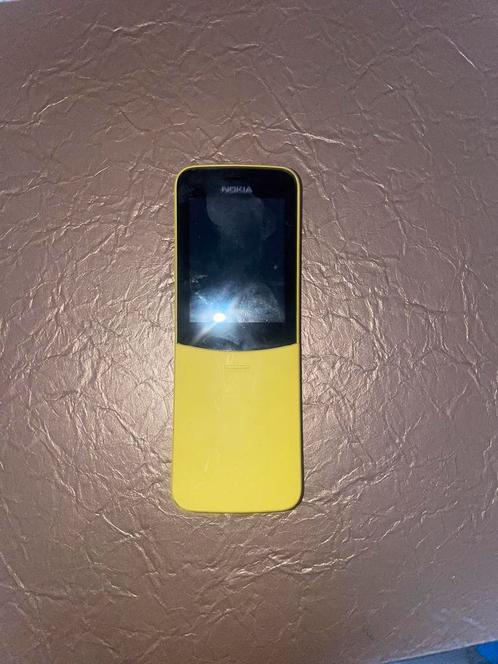 Gele Nokia 8110
