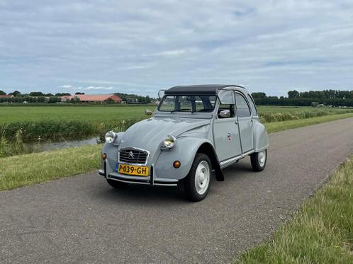 Gerestaureerde Citroen 2CV6 Special