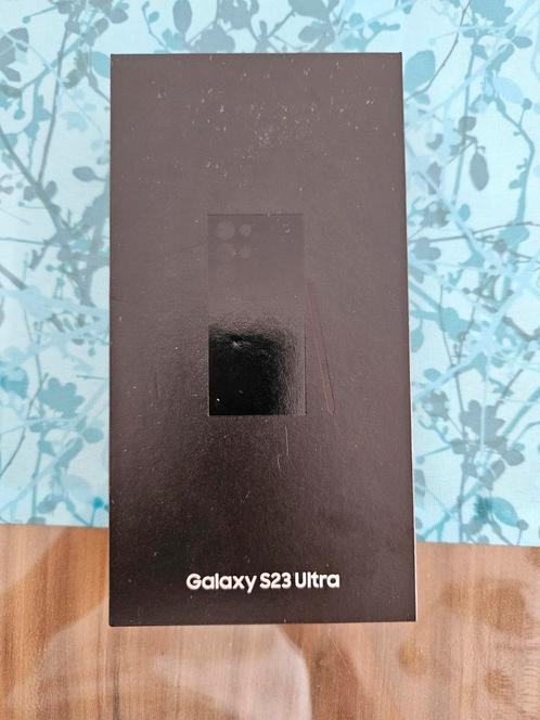 GESEALED Samsung Galaxy S23 ULTRA 256GB Zwart Black