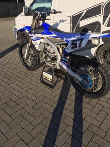 Gestolen crossers Yamaha 450 en Husqvarna 250