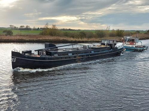 GEVRAAGD ligplaats woonschip 33 mtr