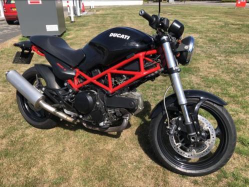 Geweldige Ducati Monster 695