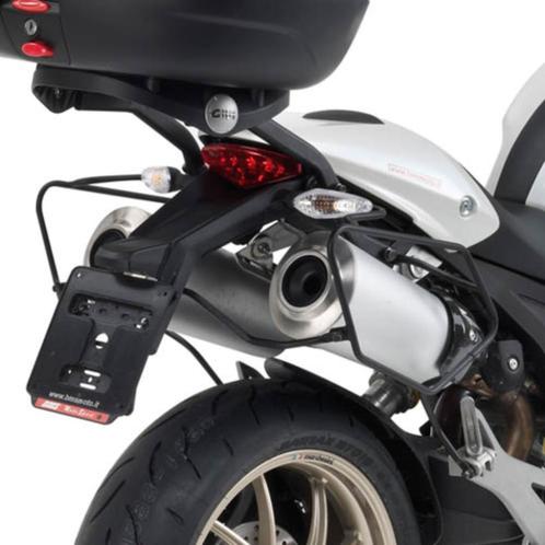 GEZOCHT Bagagerek Ducati Monster 796