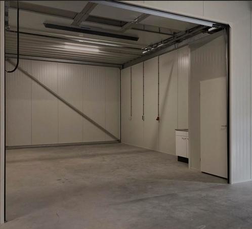  Gezocht  Garagebox loodsje of opslagruimte huur 