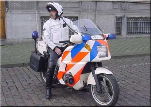 GEZOCHT K1100 politie onderdelen