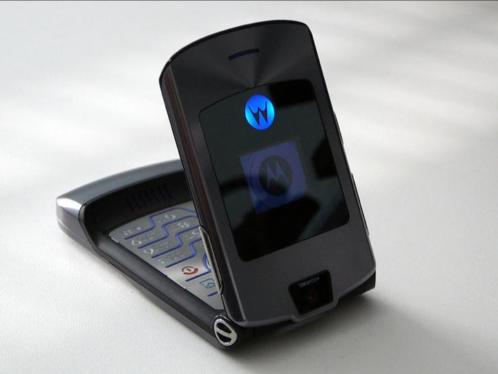 GEZOCHT Motorola razr