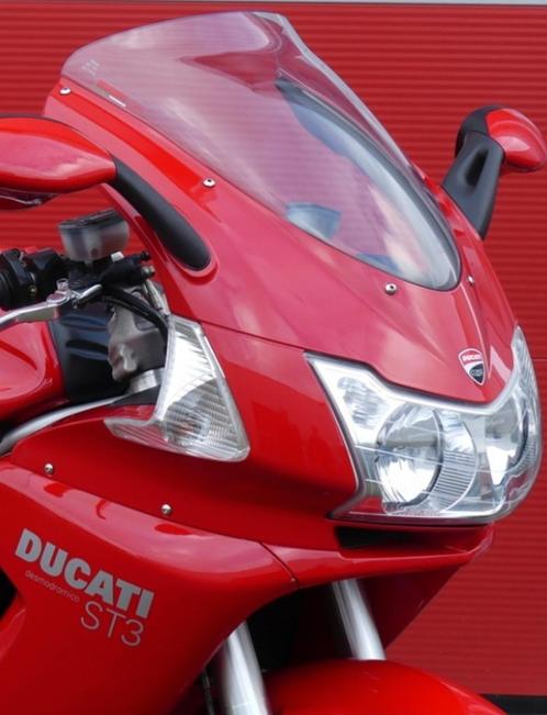 Gezocht Topkuip Ducati ST3
