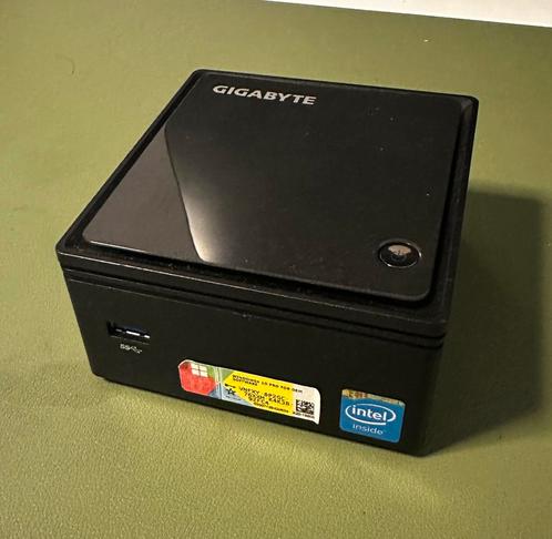Gigabyte Mini PC - NUC - quadcore - 8gb - 480gb - win 11