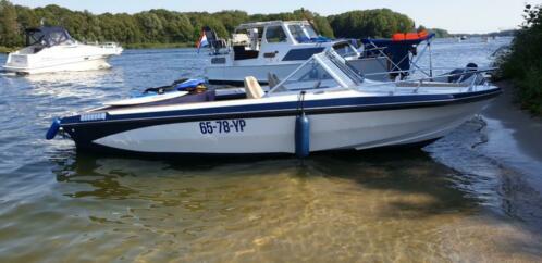 Glastron sv184 met mercruiser 165