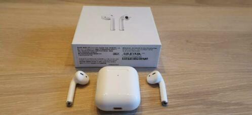 Gloednieuwe Airpods 2 met Wireless charging