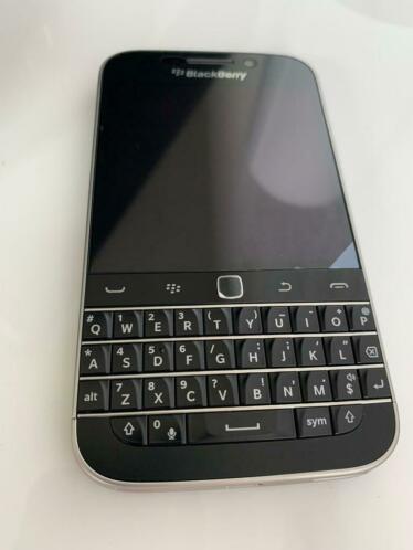 Gloednieuwe BlackBerry Classic 16 GB. SQC100-1.