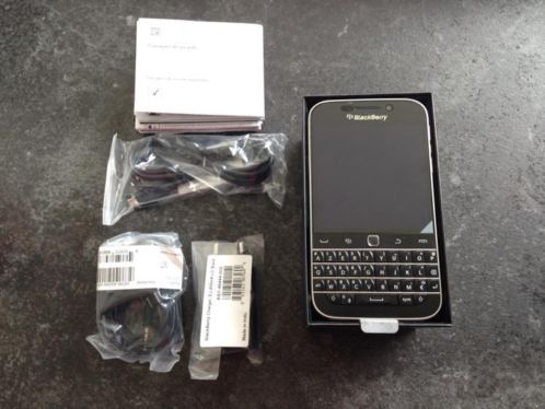 Gloednieuwe Blackberry classic Azerty