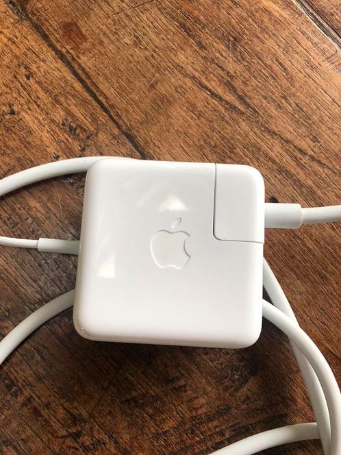 Gloednieuwe MagSafe 2 power adapter  45 W