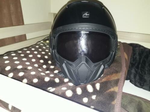 Gloednieuwe Shark drak motorhelm