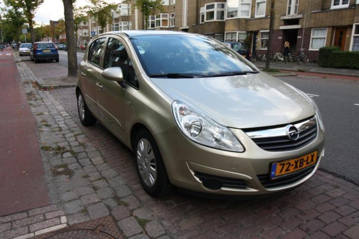 Goed onderhouden Opel Corsa, 5-deurs, cruise ctrl, metallic