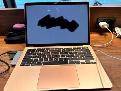 Goed werkende MacBook Air 13 inch, (2020) M1 goud