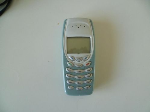 Goed werkende Nokia 3310 telefoon met oplader