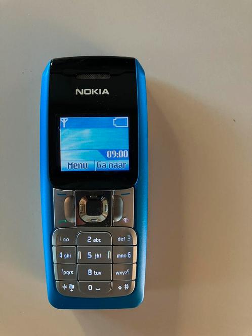 Goed werkende Nokia model 2310 met oplader