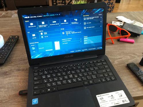 Goede Asus viviobook Intel celeron nieuwe Ssd disk