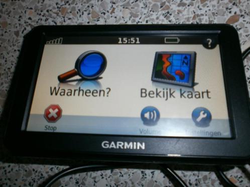 goede garmin(nuvi 50)5.1inch,22 landen europa,kompleet.