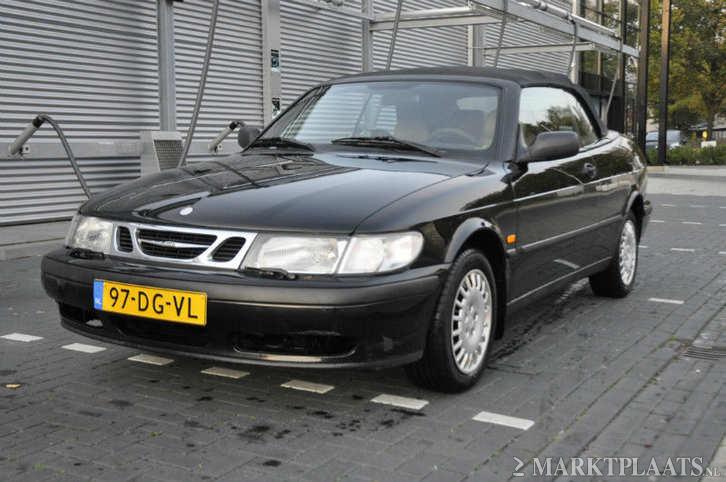 Goede Saab 9-3 S 2.0-16v Cabriolet, zwart, 1999 kap defect