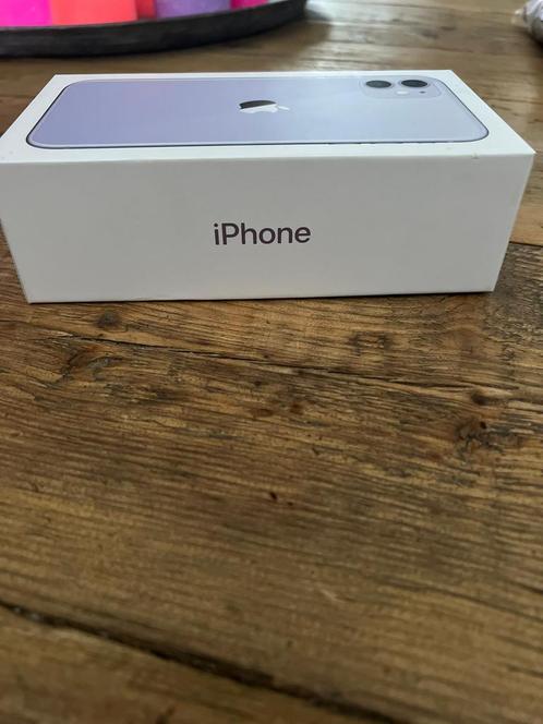 Goede staat i phone 11 paars 64GB