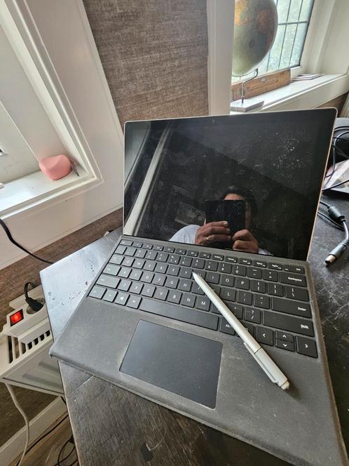 Goede win 10 pro. gb i5 128 gb 2.7ghz met pen en cover