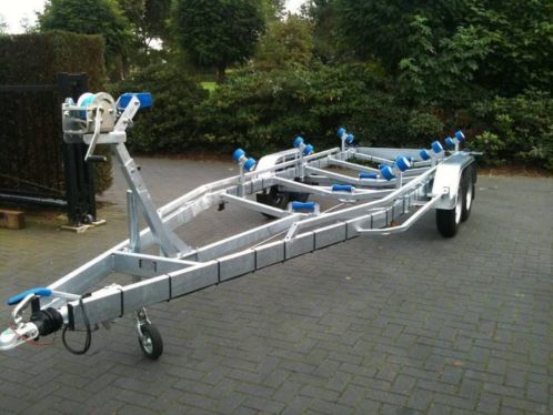 Goedkope Boottrailers Boottrailer huur verhuur Enter Budget