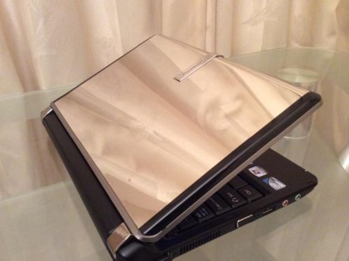 Goedwerkende Mini Packerd Bell Design laptop