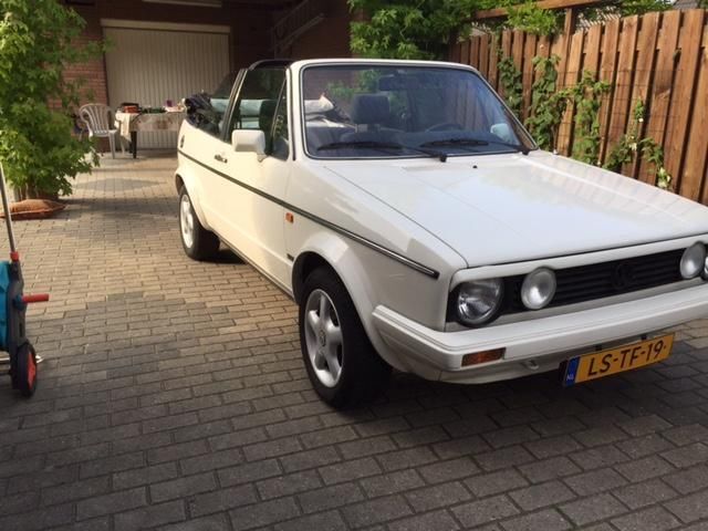 Golf 1.6 GL Cabriolet 55KW 1985 Wit Dit weekend 1600Euro 