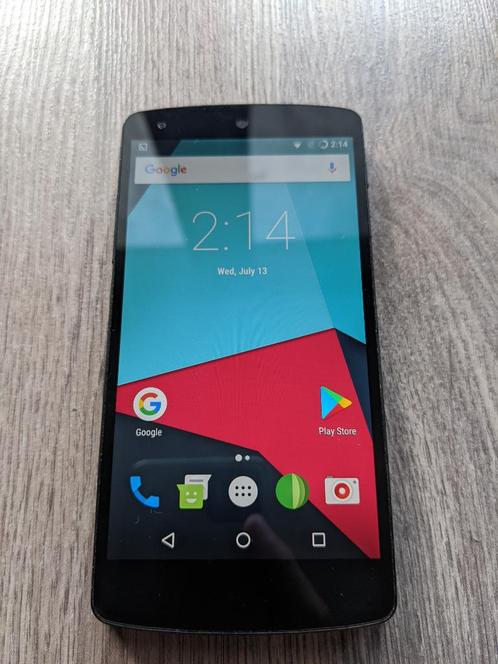 Google Nexus 5 Black mobile phone 32gb