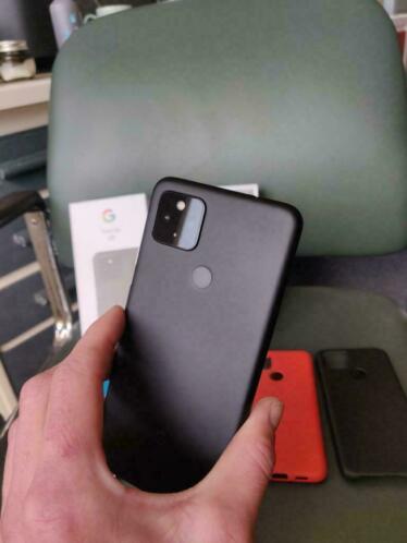Google pixel 4a 5G 128gb incl. factuur garantie 2 hoesjes
