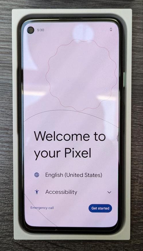 Google Pixel 4a incl Spigen hoesje  nieuwe screen protector