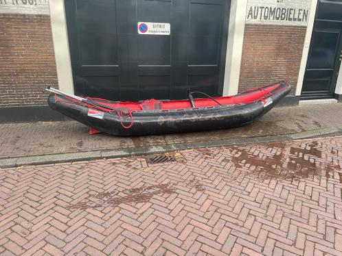 Grabner Outside (opblaasbare wildwater kano  raft)