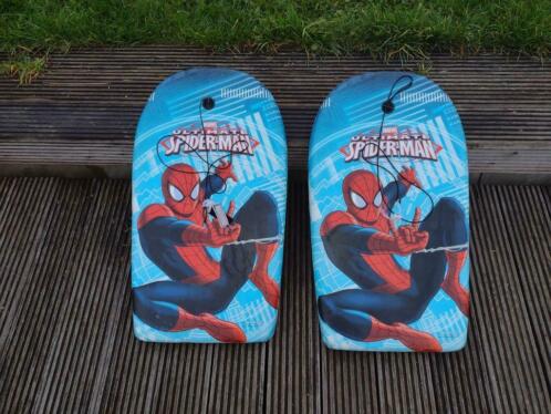 Gratis - 2 bodyboards met Spider Man print