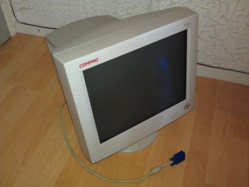 GRATIS Compaq V710 CRT Monitor