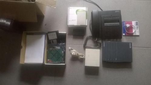 GRATIS - ISDN telefoon en divers materiaal