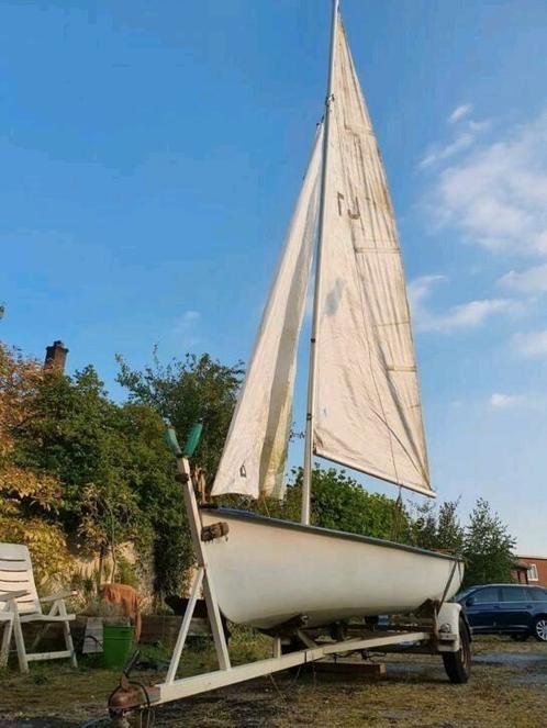 Gratis zeilboot. trailer of grote aanhanger zelf meenemen.