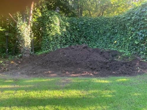 Gratis zwarte tuinaarde ophalen in Assen