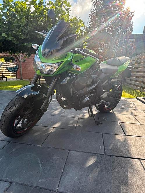 Groene Kawasaki Z750 super mooie motor