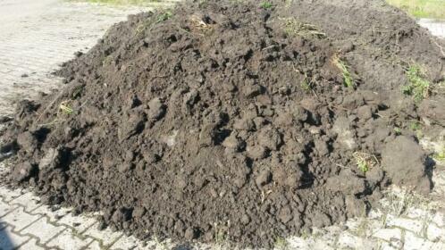 grond  gratis thuis gebracht  tuinaarde  zwart zand 