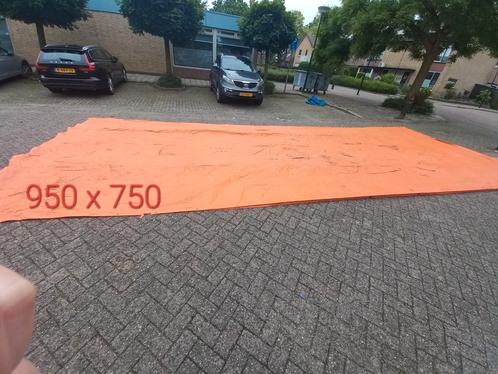 Groot oranje afdekzeil  dekzeil, leukhandig voor EK 2024