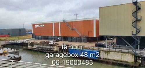 Grote (48 m2) garagebox bedrijfsruimte in Dordrecht te huur