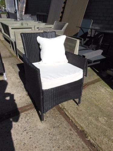 Grote tuinstoelen met kussens van wicker, nieuw 49,