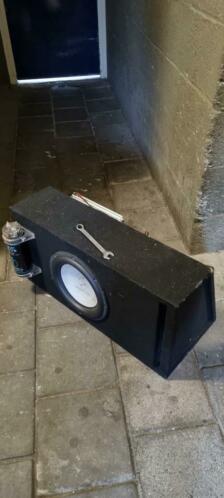 Ground Zero 1200W RMS subwoofer incl. 1000W MONOBLOCK