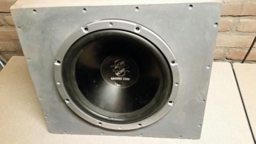 ground zero 750 rms beest van een woofer 